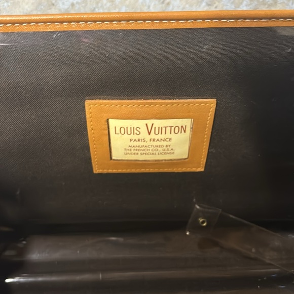 Vintage Louis Vuitton Cosmetic Travel Case - Picture 6 of 6
